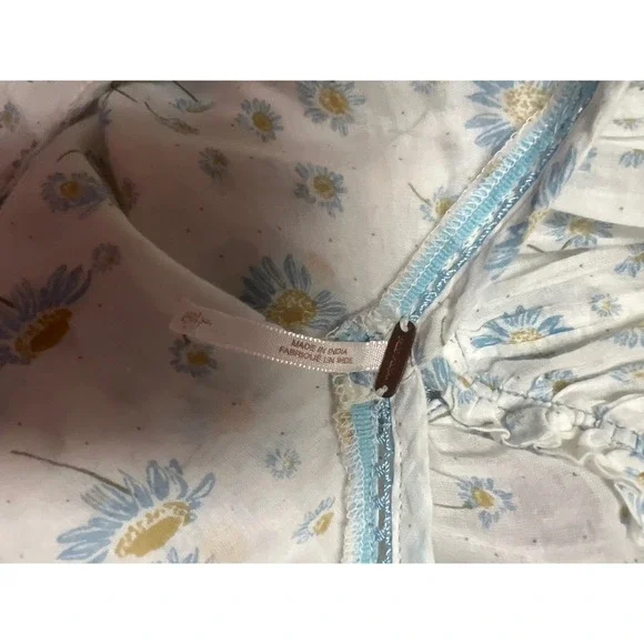 Free People Daisy Floral Peasant Blouse Womens Medium M White Boho Festival - Picture 8 of 16